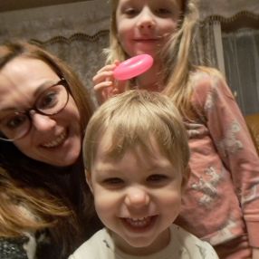 Cindy, Gezin in Florennes