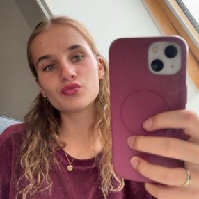 Elfya, Babysit in Zulte
