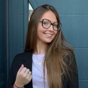 Ciara, Babysit in Court-Saint-Étienne