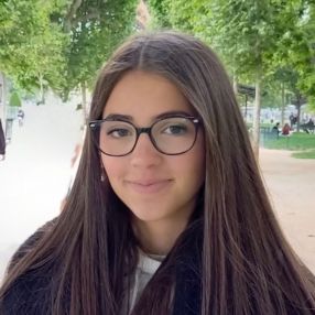 Olivia, Babysit in Aiseau-Presles