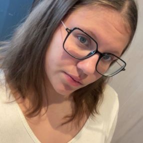 Solene, Babysitter à Doornik