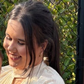 Ella, Babysit in Houthalen-Helchteren