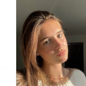 Lore, Babysit in Wielsbeke