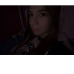 Melyna, Babysitter à Olne