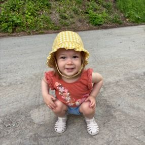 Elisa, Gezin in Charleroi