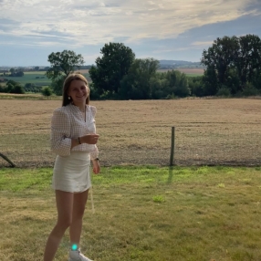 Ilona, Babysit in Poperinge