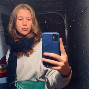 Zita, Babysitter in Herentals