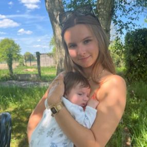 Lotte, Babysit in Zingem