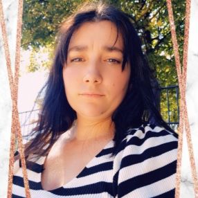 Sandra, Babysitter in Charleroi