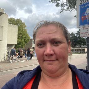 Stephanie, Babysitter in Zele