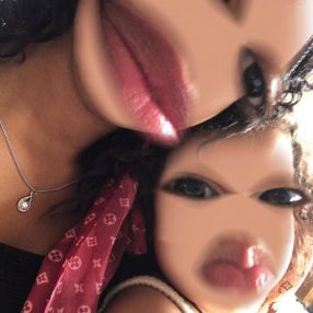 Dahianny, Babysit in Genval
