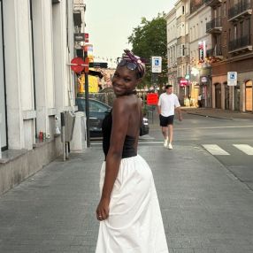 Tyanna, Babysitter à Waregem