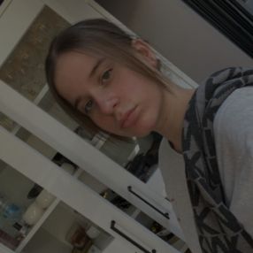 Lina, Babysit in Asse