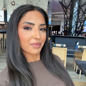 Madina, Babysitter in Hasselt