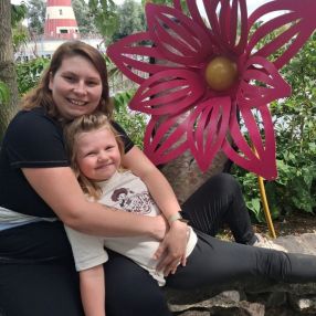 Amélie, Gezin in Virton