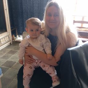 Femke, Babysitter in Bornem