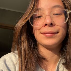 Zyane, Babysitter à Châtelet