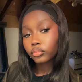 Ndeye astou, Babysitter in Leuven