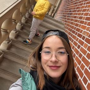 Wiktoria, Babysitter à Harelbeke