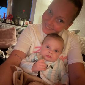 Edwige, Gezin in Walhain