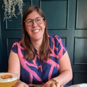 Jolien, Babysitter in Wevelgem