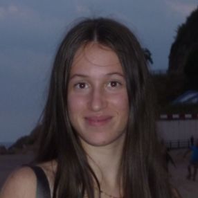 Maud, Babysitter à Berchem