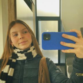 Ella, Babysitter à Huldenberg