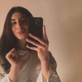 Amra, Babysitter à Zoersel