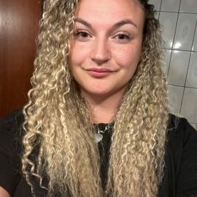 Els, Babysitter in Tongeren