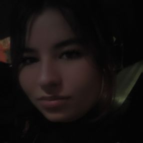 Anaïcha, Babysitter in Sint-Truiden