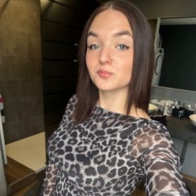 Fiona, Babysitter à Quévy