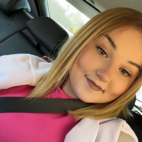 Clara, Babysitter à Gerpinnes