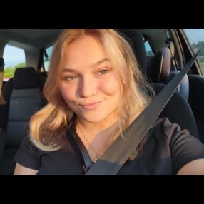Lucye, Babysitter à Andenne