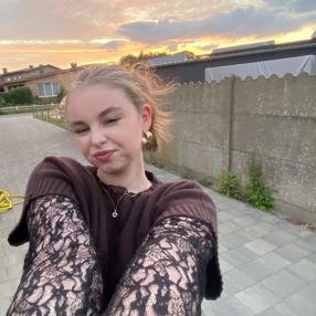 Yinthe, Babysitter à Herentals