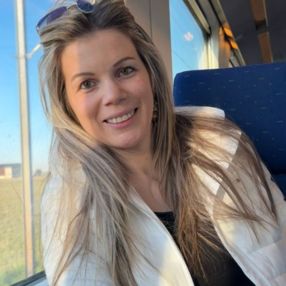 Stefanie, Babysit in Kortemark
