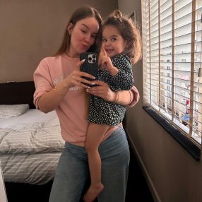 Sanne, Babysit in Lommel