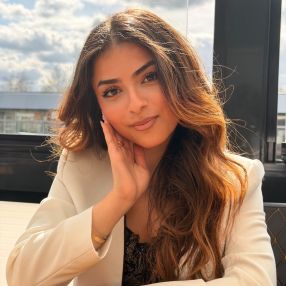 Christelle, Babysitter à Herstal
