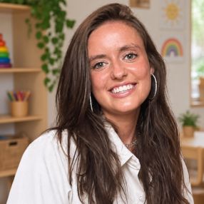 Alyssa, Babysitter à Orp-Jauche
