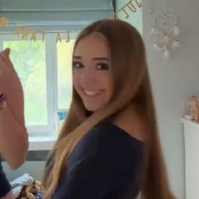 Alix, Babysitter à Wezembeek-Oppem