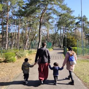 R, Family in Mol