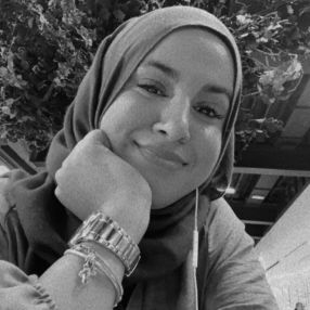 Warda, Babysit in Jette