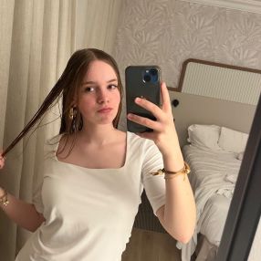 Pauline, Babysitter à Bertem