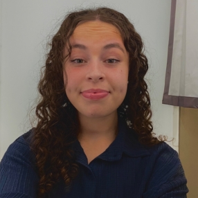 Laura, Babysitter à Sint-Jans-Molenbeek