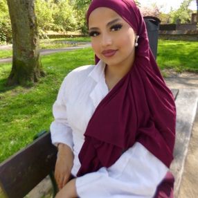 Benbelkheir, Babysitter à Châtelet