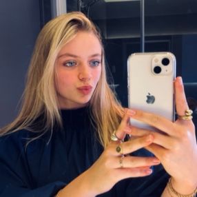 Manon, Babysit in Poperinge