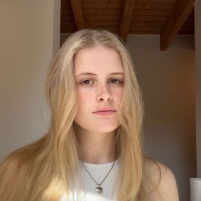 Axelle, Babysit in Torhout