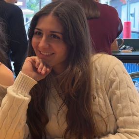 Eva, Babysit in Sint-Lambrechts-Woluwe