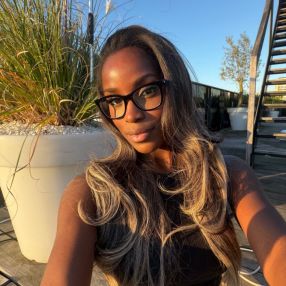 Terrian, Babysitter à Destelbergen