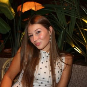 Alessia, Babysitter in Charleroi
