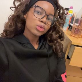 Sephora, Babysitter à Boussu